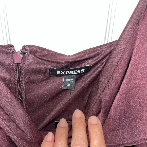 Express Deep Plum High Love Sleeveless Wrap Dress NWT XL - Picture 2 of 5